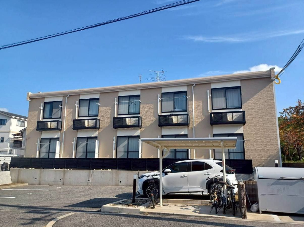 レオパレスソレーユ 外観