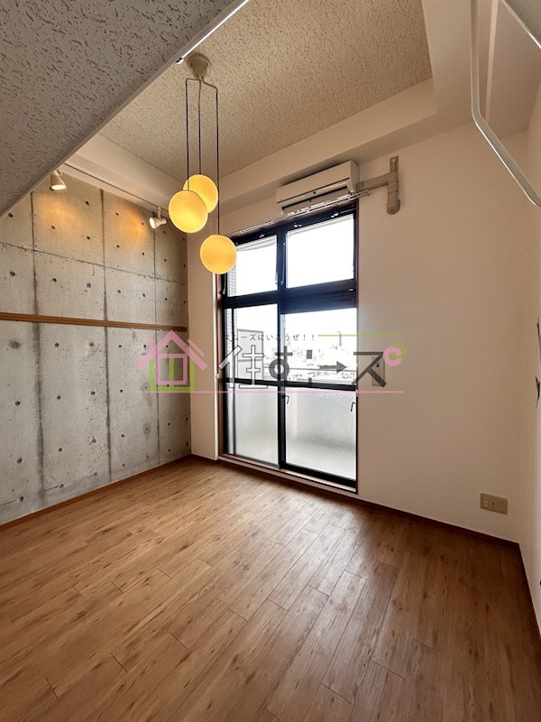 FIVETWO ベッドルーム