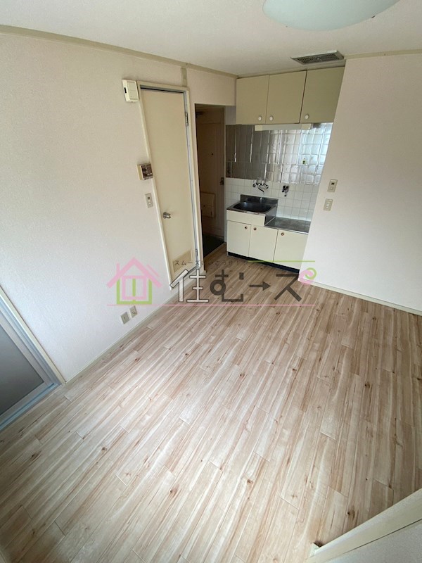 ＯＭＴビル リビング