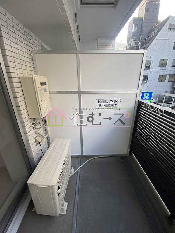 MONOLITH ベランダ