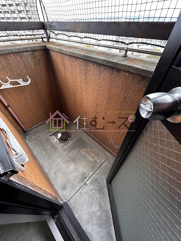 コミューズ新大阪 ベランダ