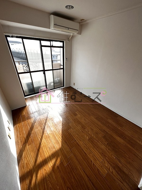 ルミエール淡路East ベッドルーム