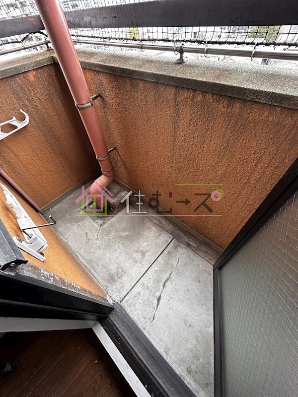 コミューズ新大阪 ベランダ