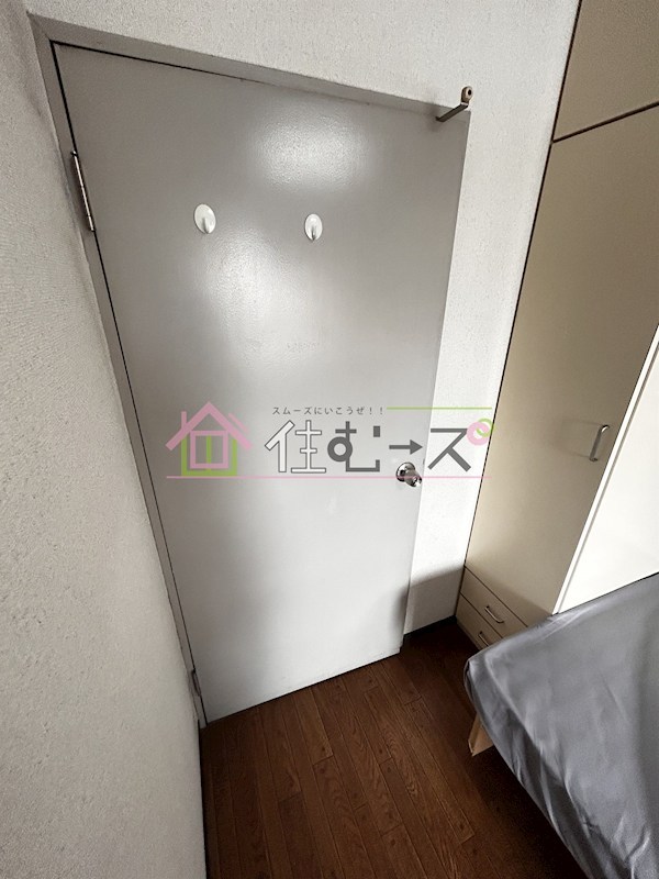 コミューズ新大阪 玄関