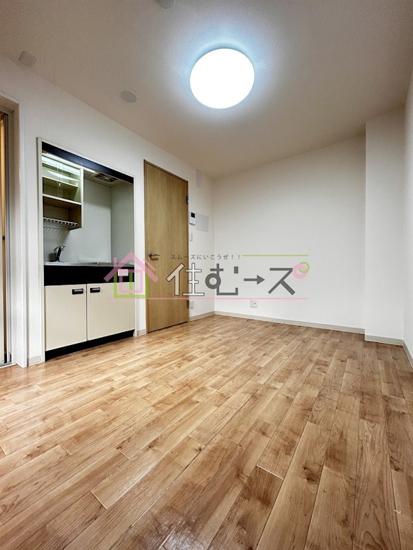 メゾンロレアール リビング