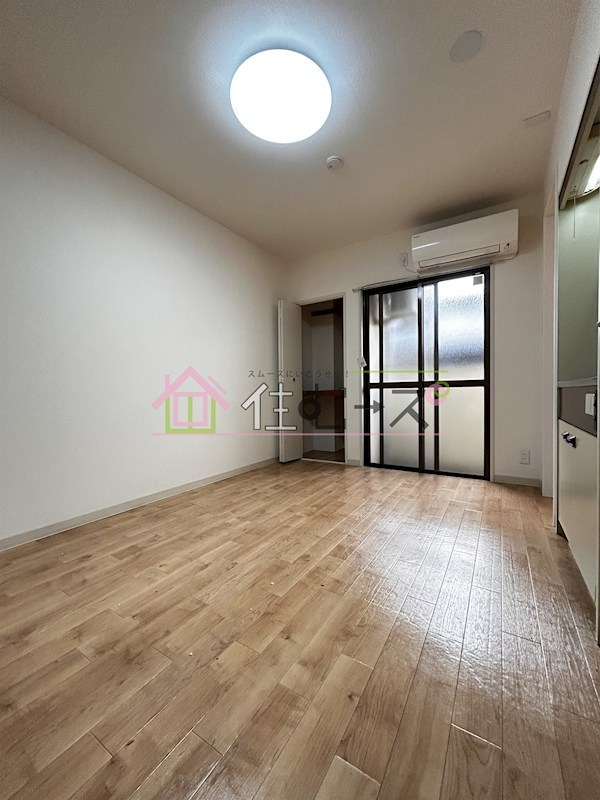 メゾンロレアール ベッドルーム