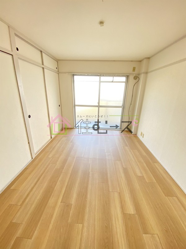 新高マンション ベッドルーム