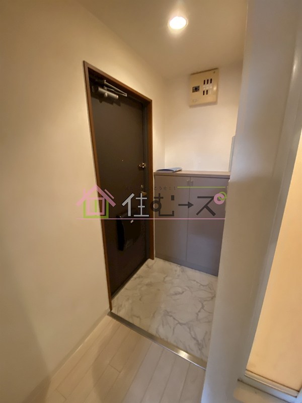 アトール西中島 玄関