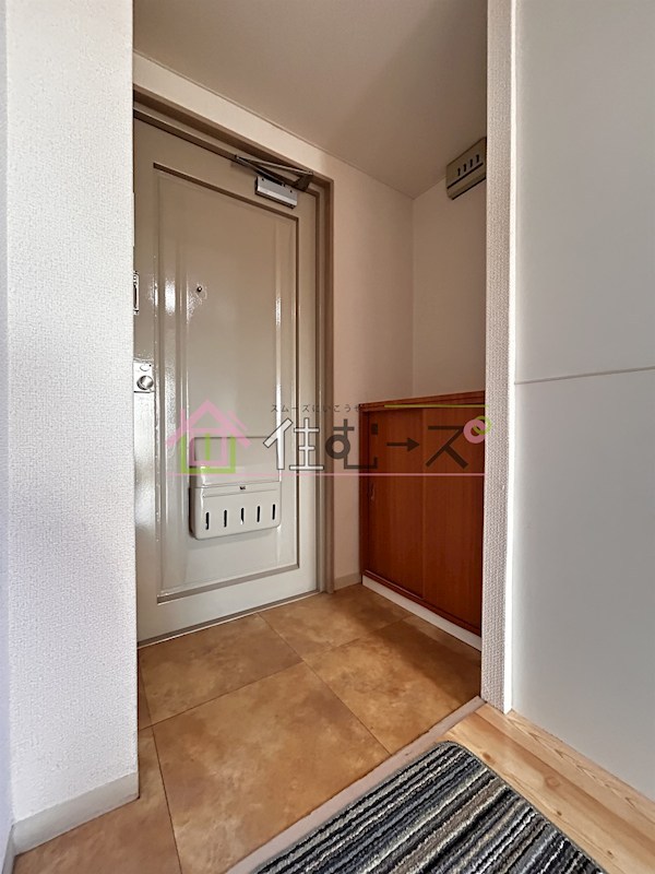 リトルアーバン 玄関