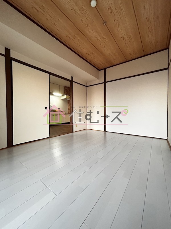 ヴィラナリー豊里 リビング