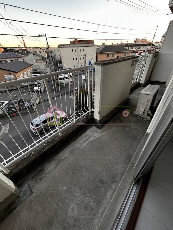 ヴィラナリー豊里 ベランダ