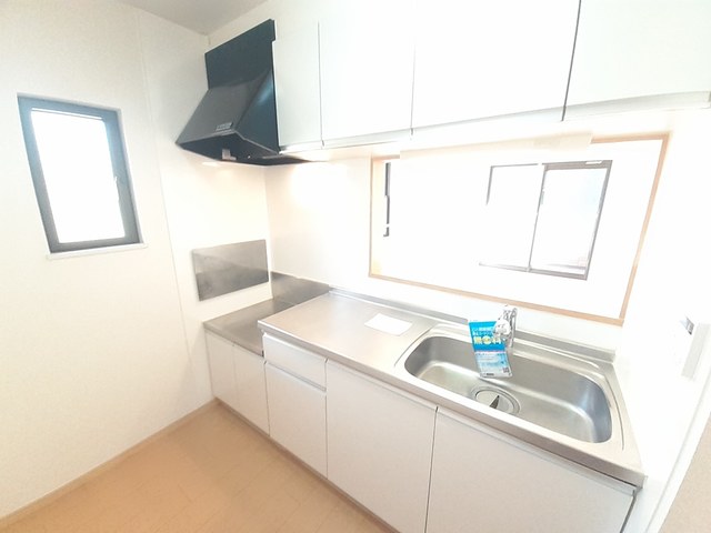 クリスタル・コート キッチン