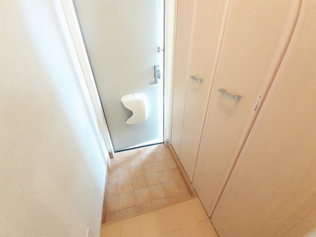 クレールコート 玄関