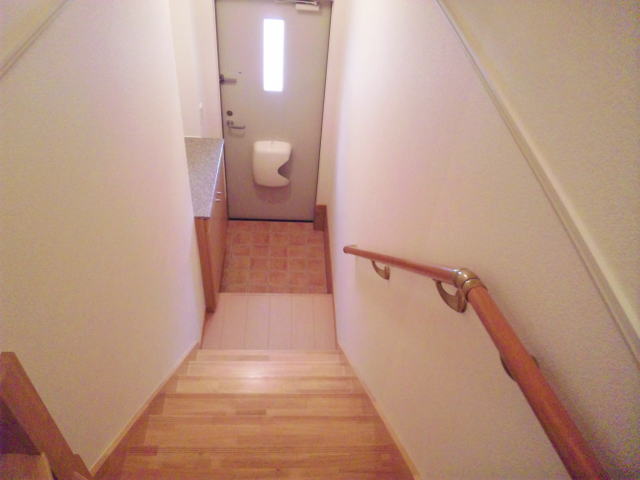 ファミール 玄関