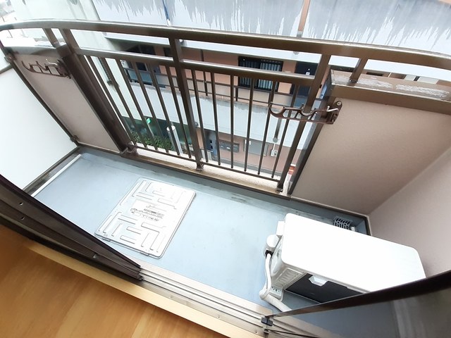 ＡＤＥＳＳＯ　（アデッソ） ベランダ