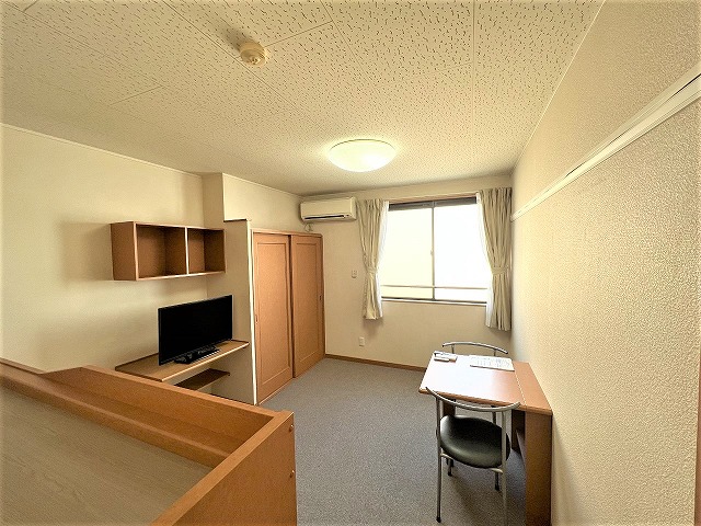 レオパレス後楽 ベッドルーム