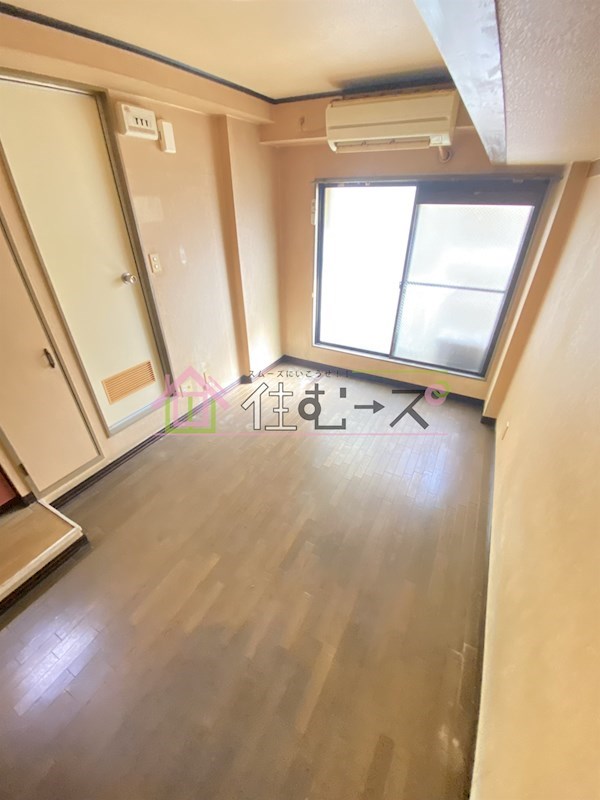 アース湯里 ベッドルーム