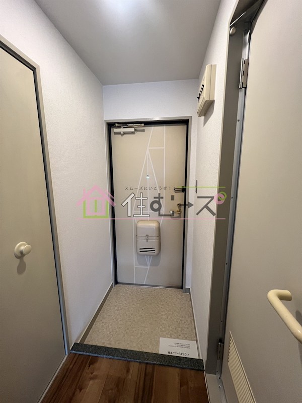 イトーピア高津 玄関