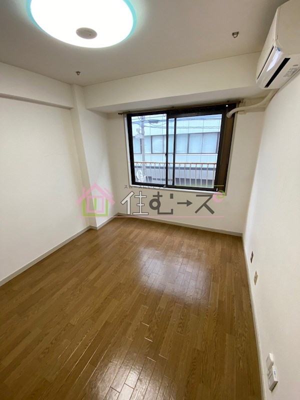 ロイヤル南森町 ベッドルーム