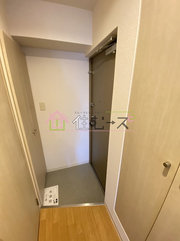 キャピトル新大阪 玄関