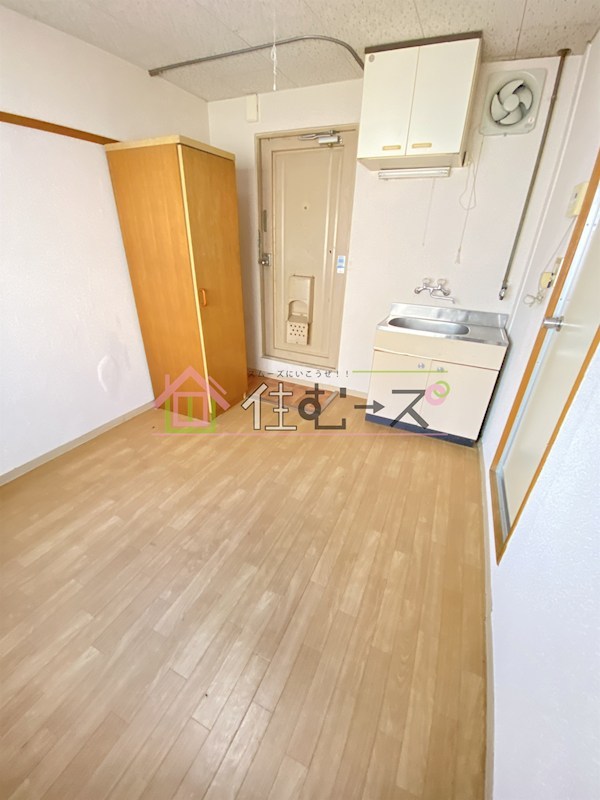 新大阪サンマンション1号館 リビング