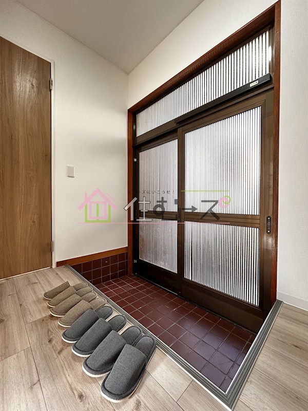平野区戸建賃貸 玄関