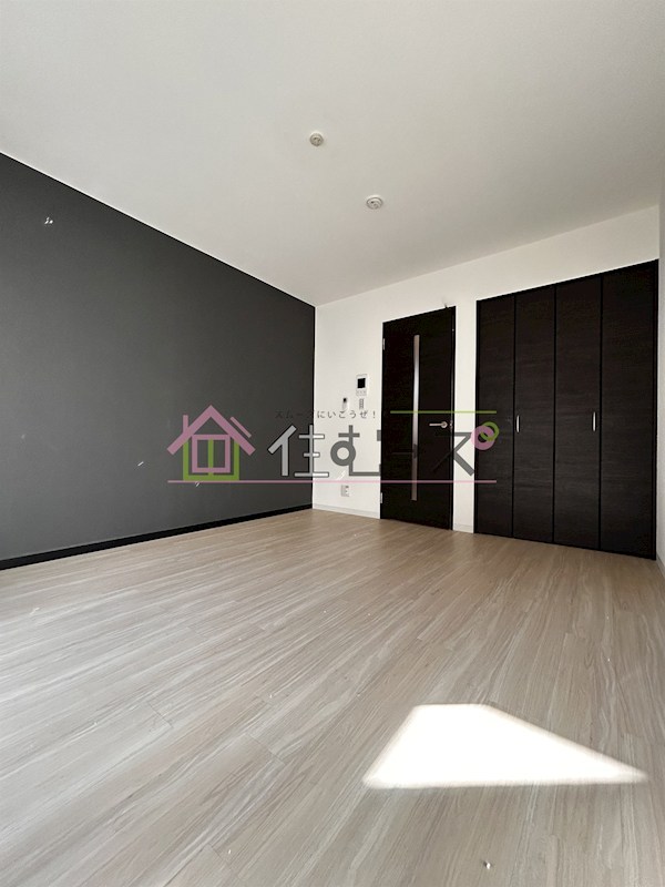 エステイトE長吉川辺 リビング