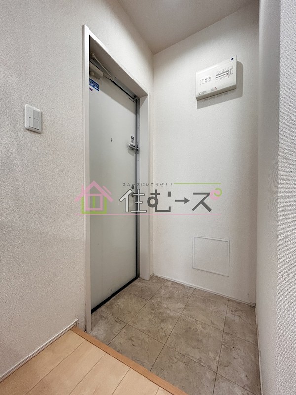 フジパレス出戸Ⅰ番館 玄関