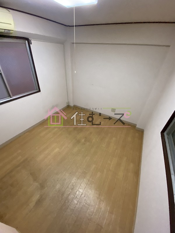 新大阪サンマンション2号館 ベッドルーム