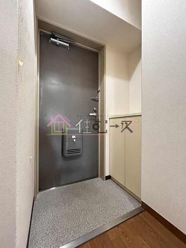 佐々木ビル 玄関