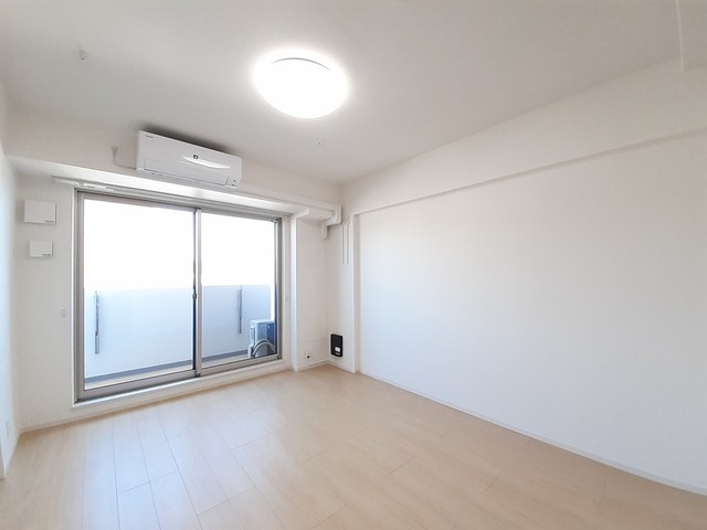 ムーンヒルズ大阪 リビング