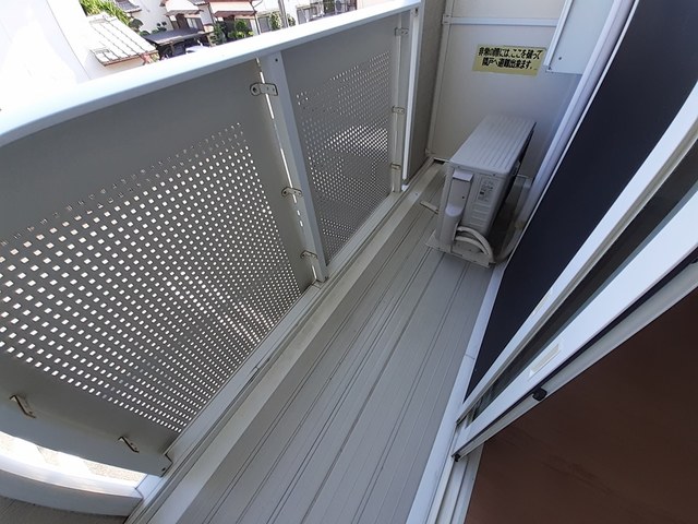 サギタリウス　レオ ベランダ