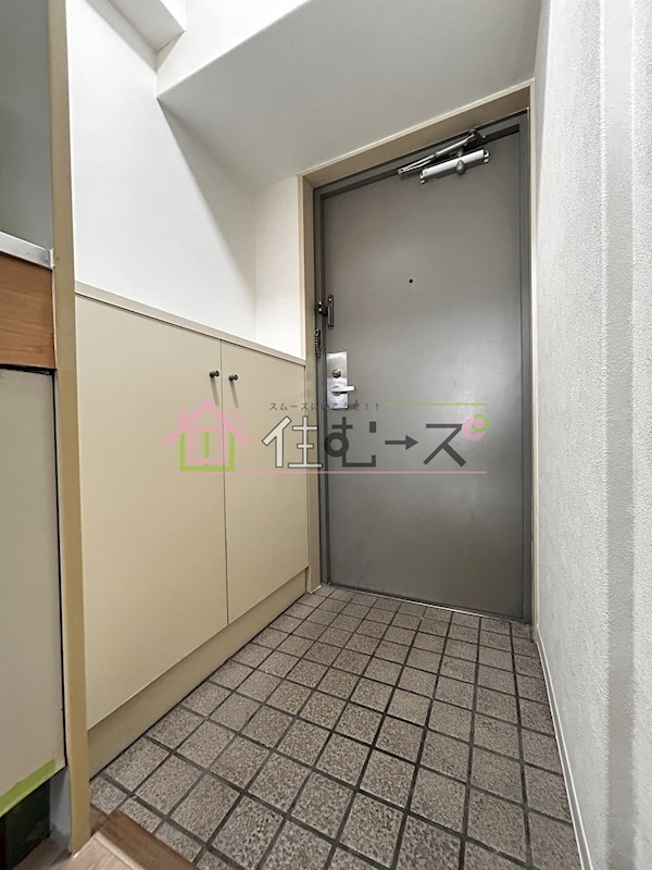 ノアーズアーク桃谷21 玄関