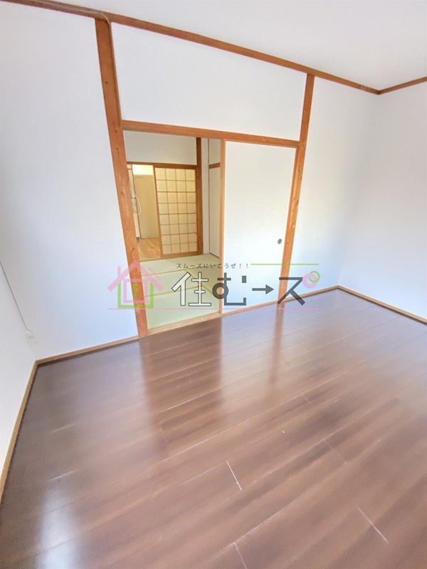 リバーウエスト緑橋 リビング