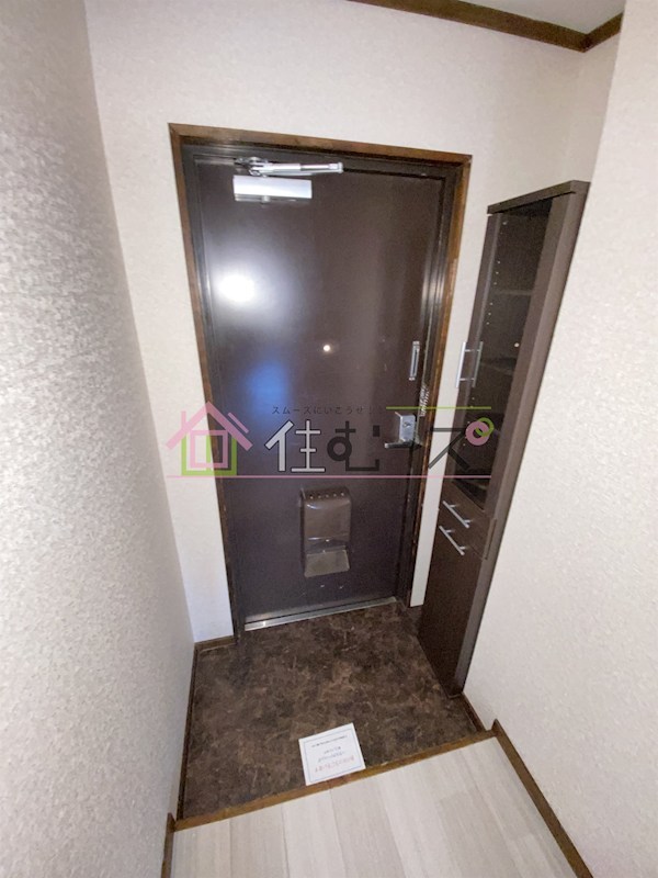 レオーネ寺田町東 玄関