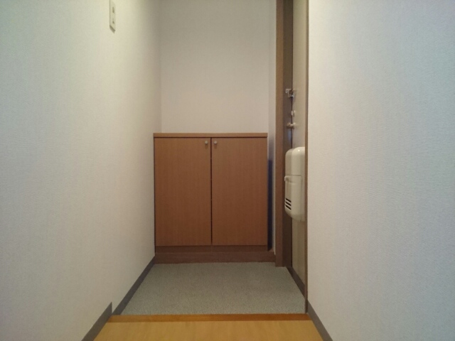 レフィナ－ド　Ｓ・Ｙ 玄関