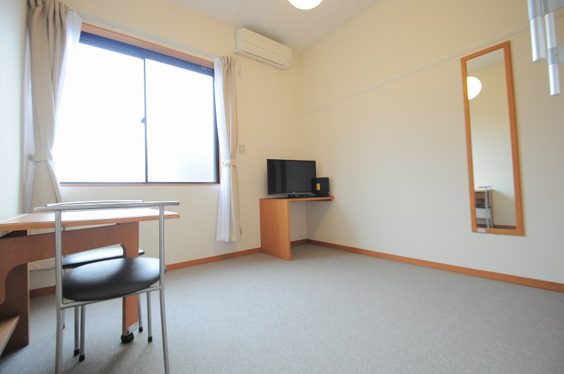 レオパレスグロリオーサ その他8