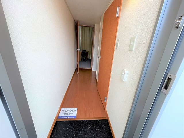 レオパレスグランデ泉Ｂ 玄関