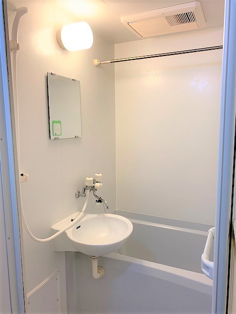 レオパレス臨港線 風呂画像