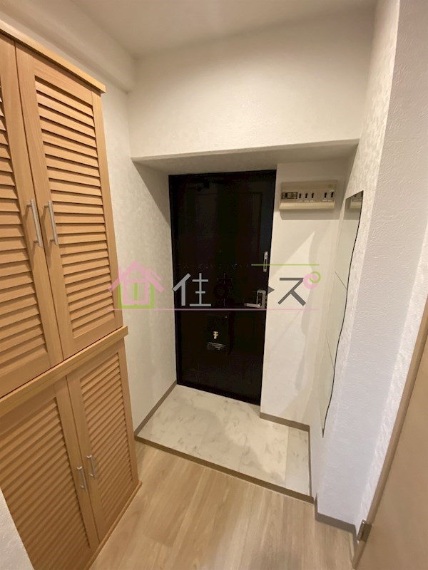 ルーブルCT難波 玄関