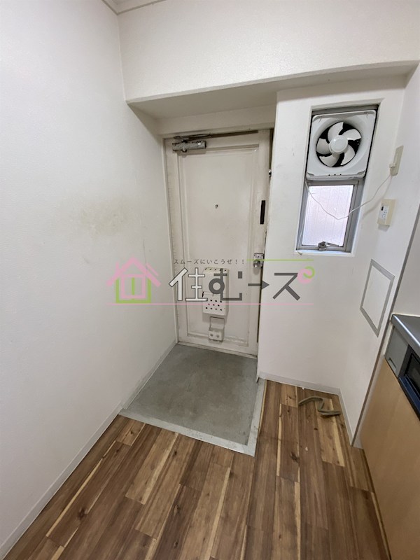 リアライズ北加賀屋 玄関