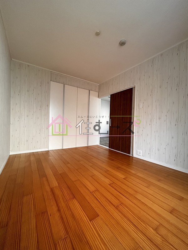 シュウケンビル リビング