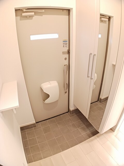 カレント　ヴィラ　北巽 玄関