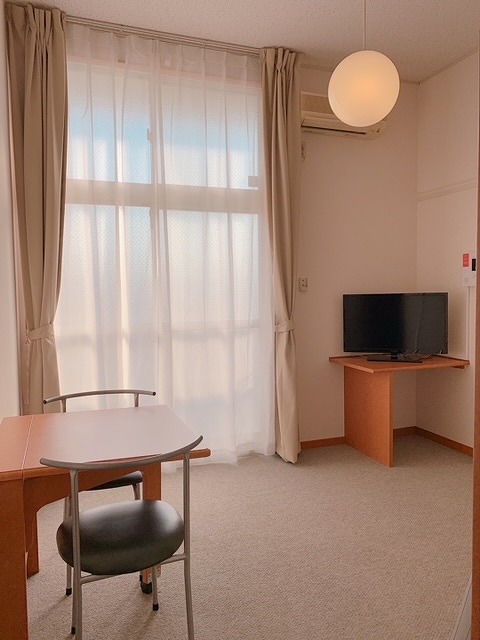 レオパレス武庫川Ｂ リビング