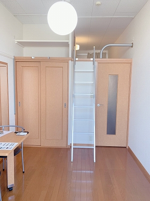 レオパレスパッシィオーネ ベッドルーム