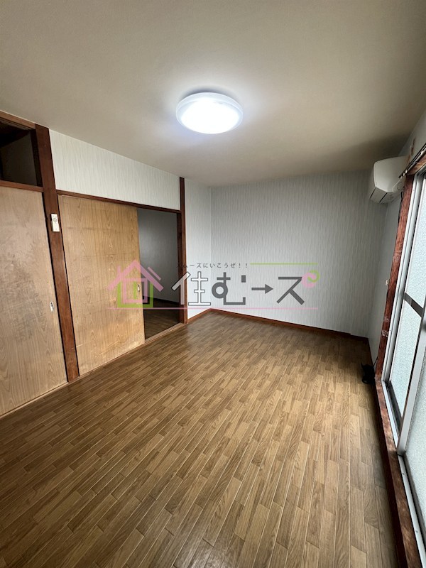 グリーンハイツ中宮 リビング