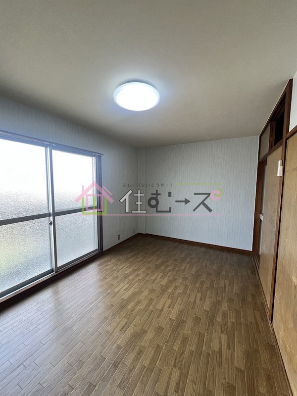 グリーンハイツ中宮 ベッドルーム