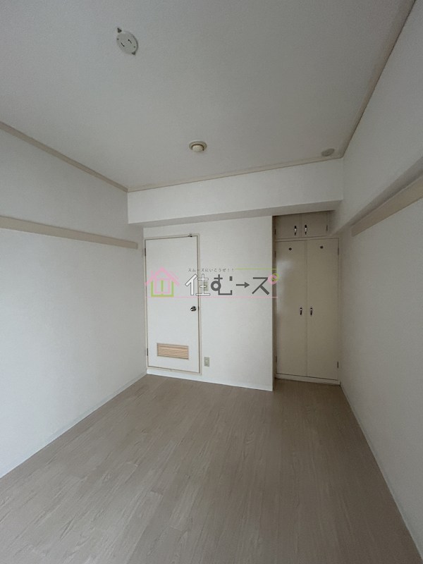 大手前ハイツ リビング