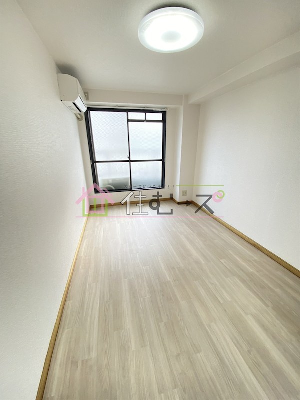 コスモレジデンス玉出 ベッドルーム