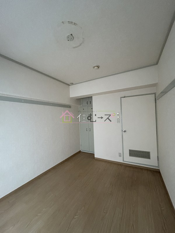 大手前ハイツ リビング